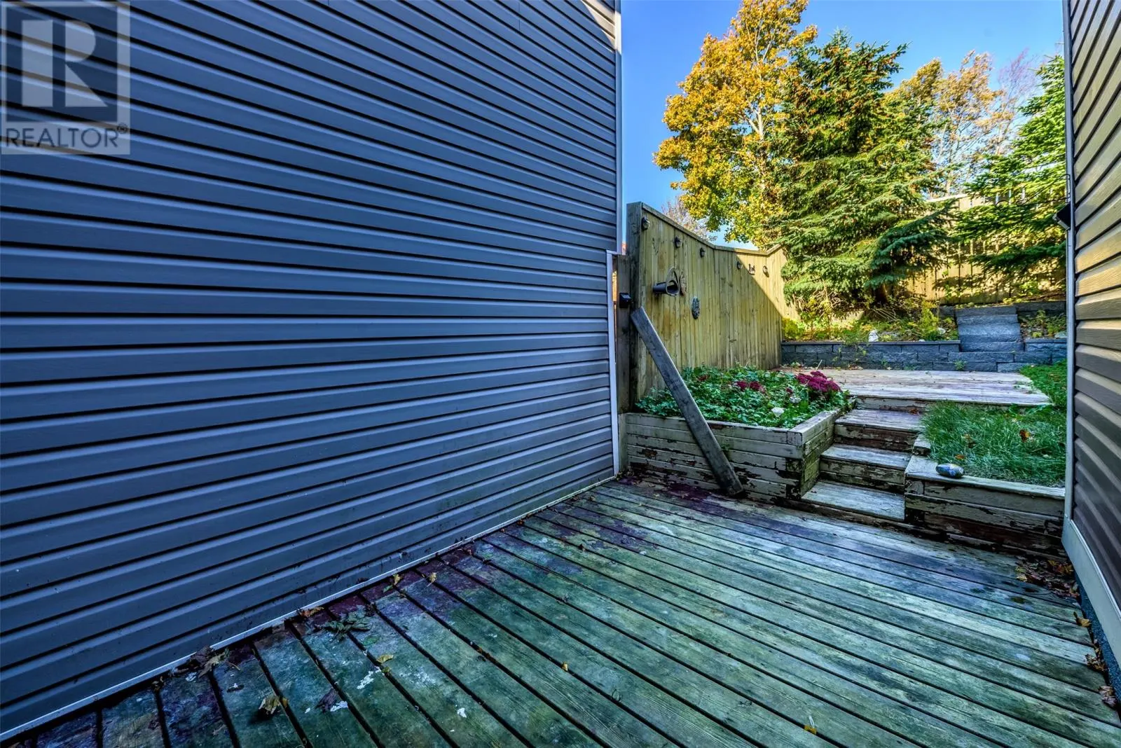 17 Signal Hill Road