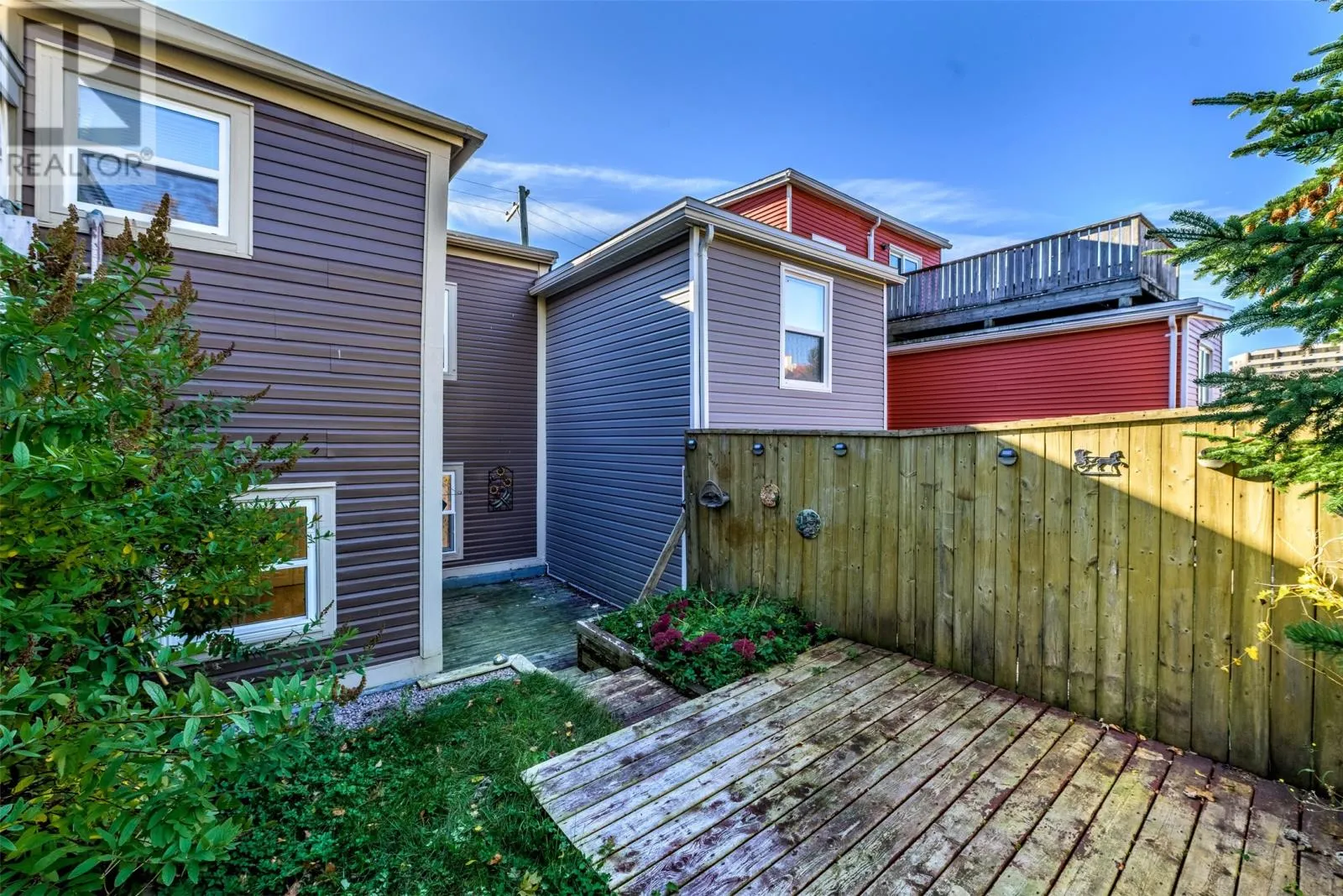 17 Signal Hill Road