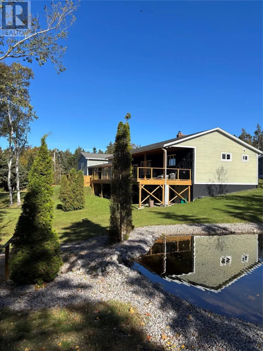 53 Lawrence Pond Road E