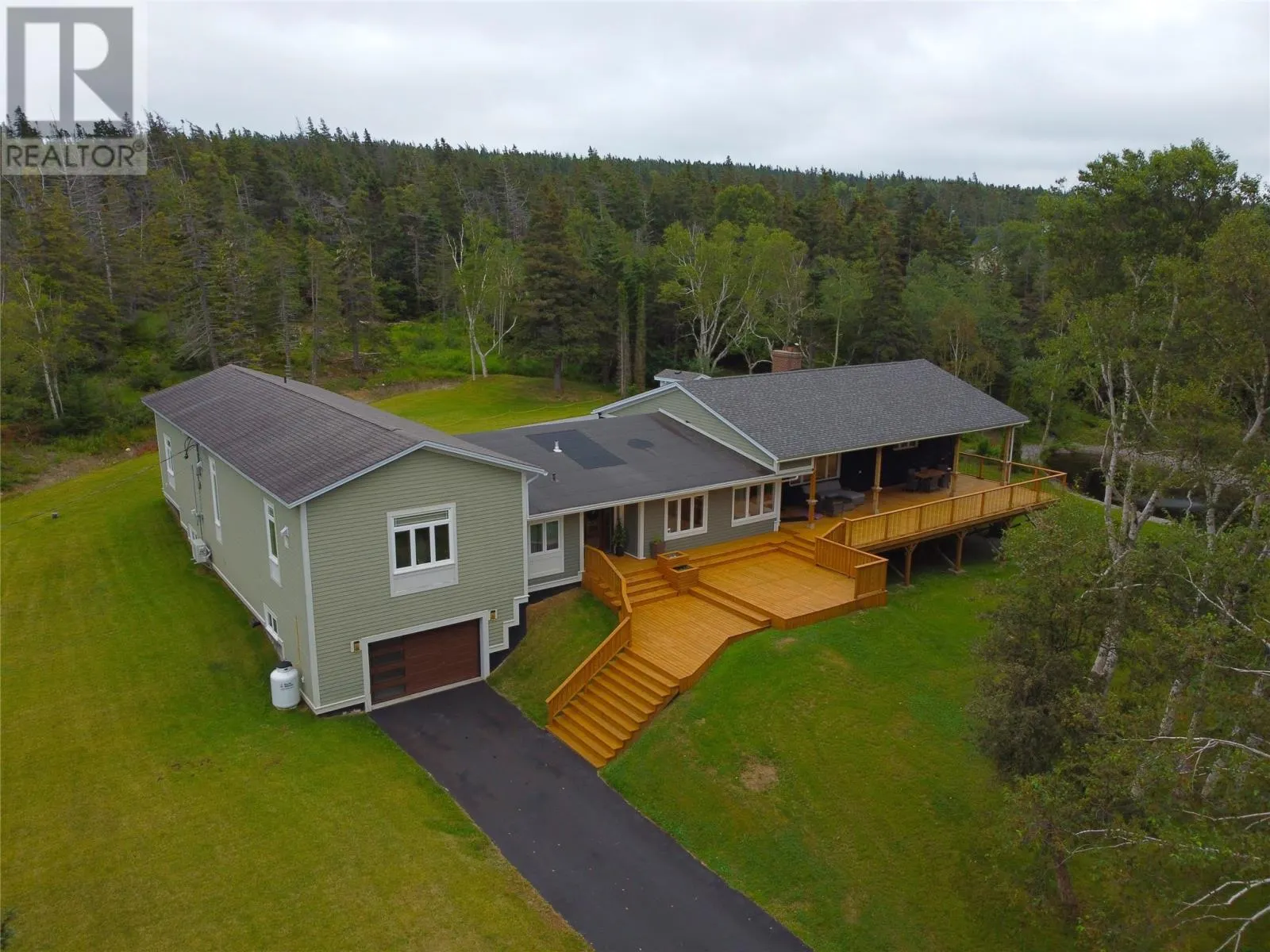 53 Lawrence Pond Road E
