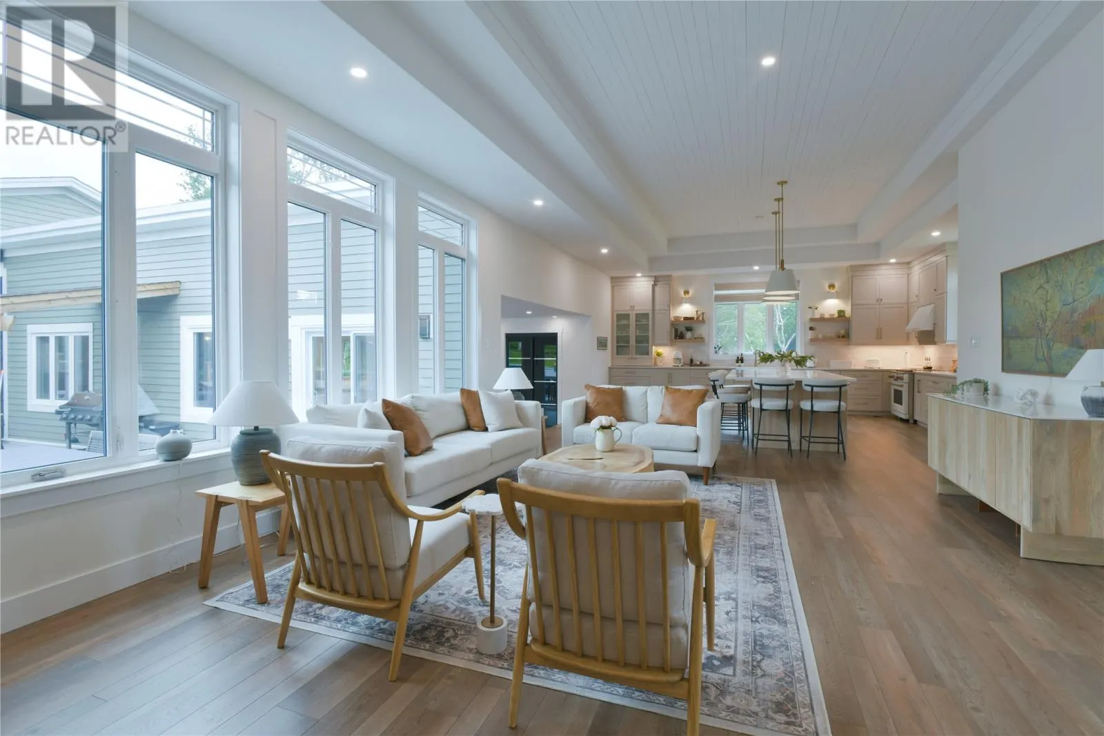 53 Lawrence Pond Road E