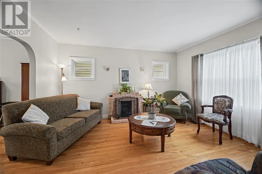 106 Empire Avenue