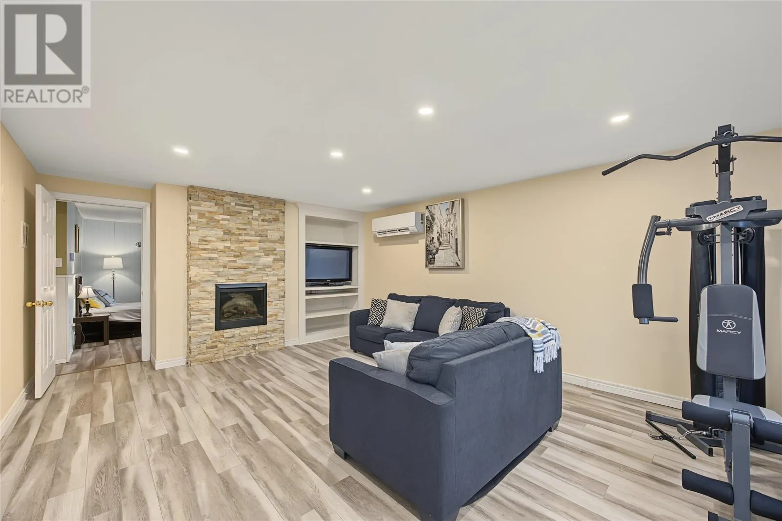 82 Highland Drive