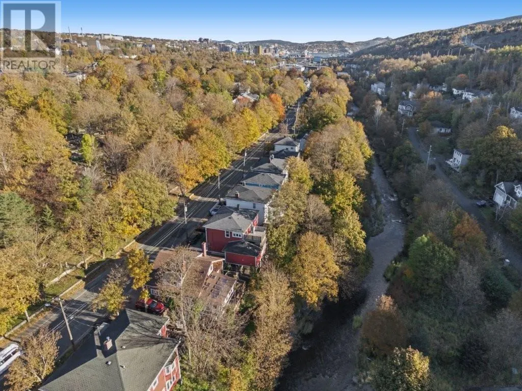 77 Waterford Bridge Road