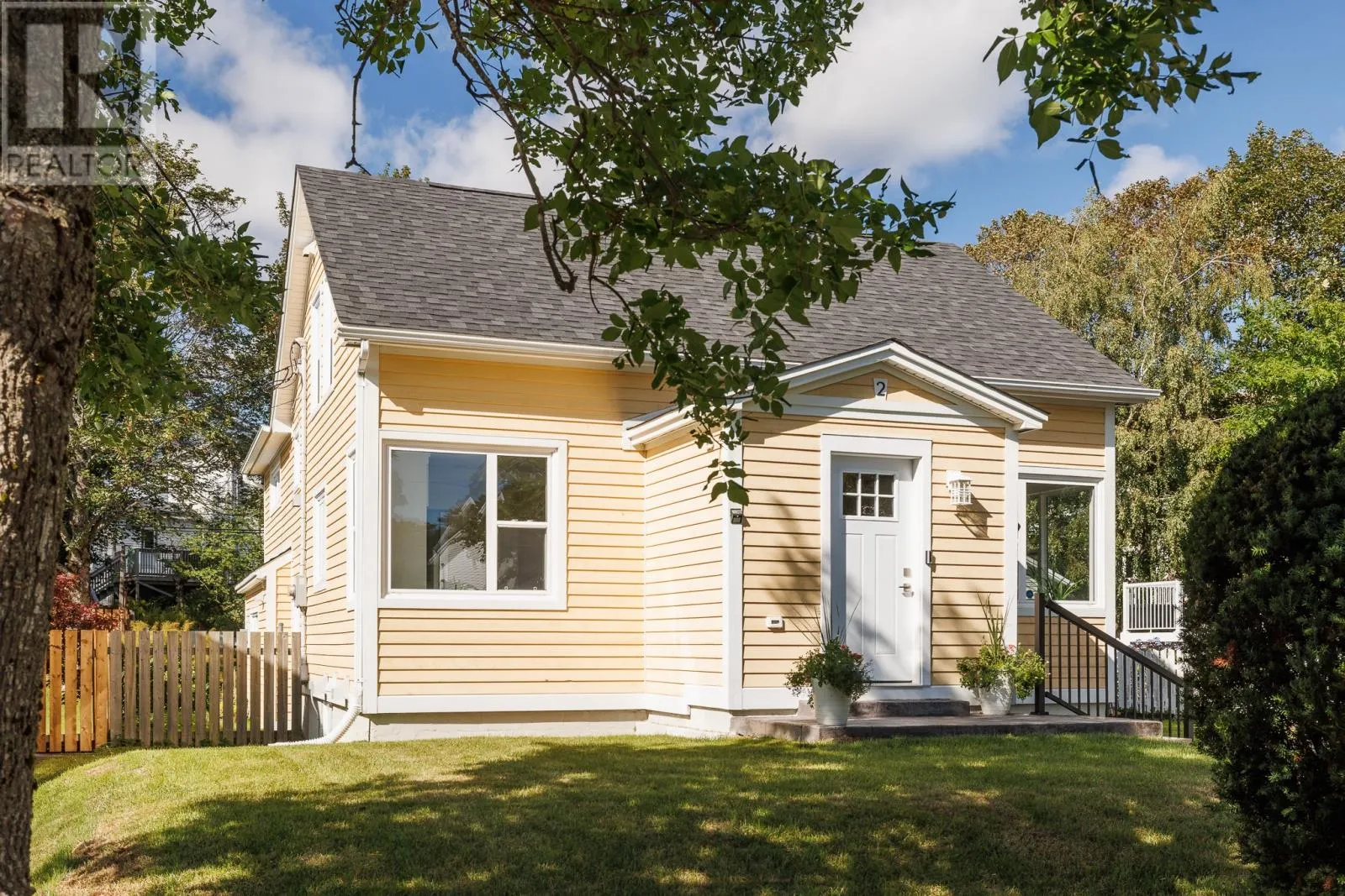 2 Milbanke Street