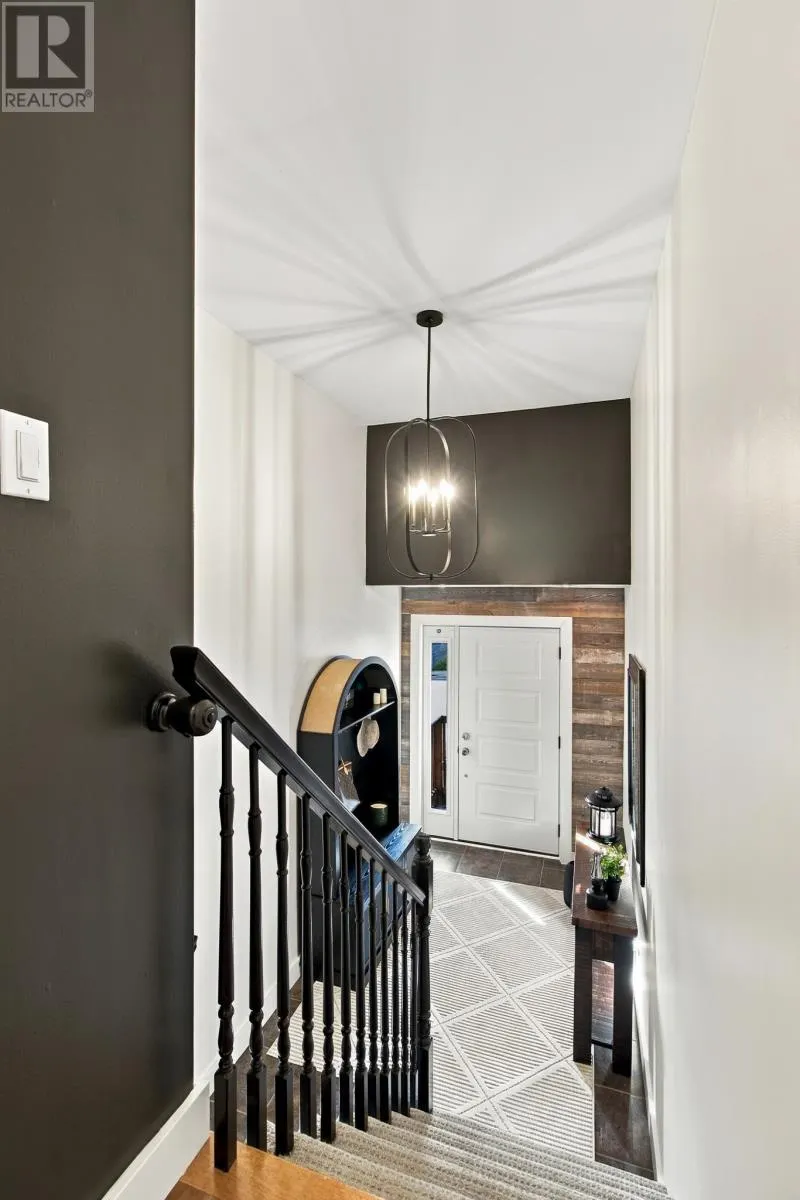 2 Finlaystone Drive