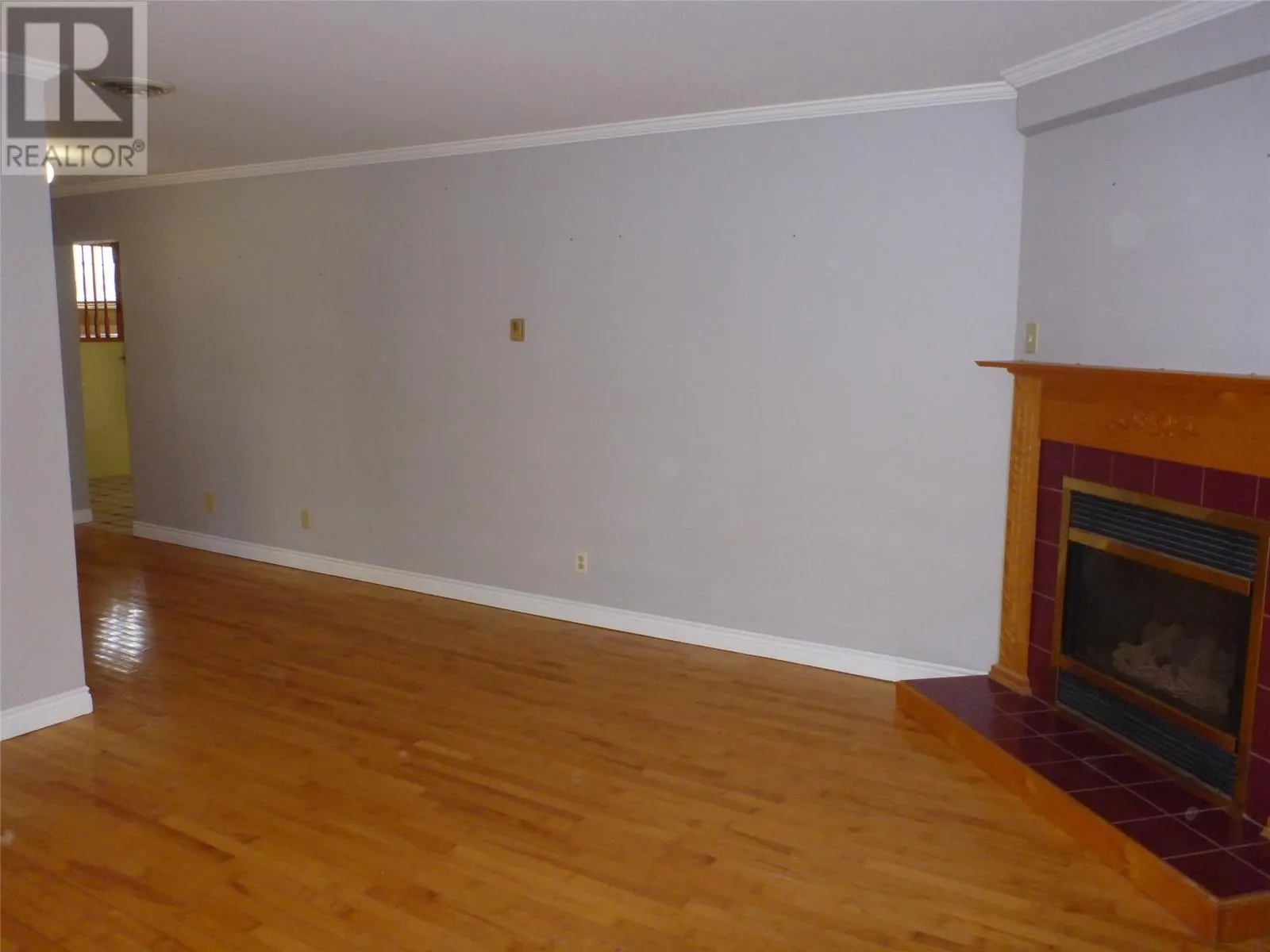 11 High Birchy Crescent