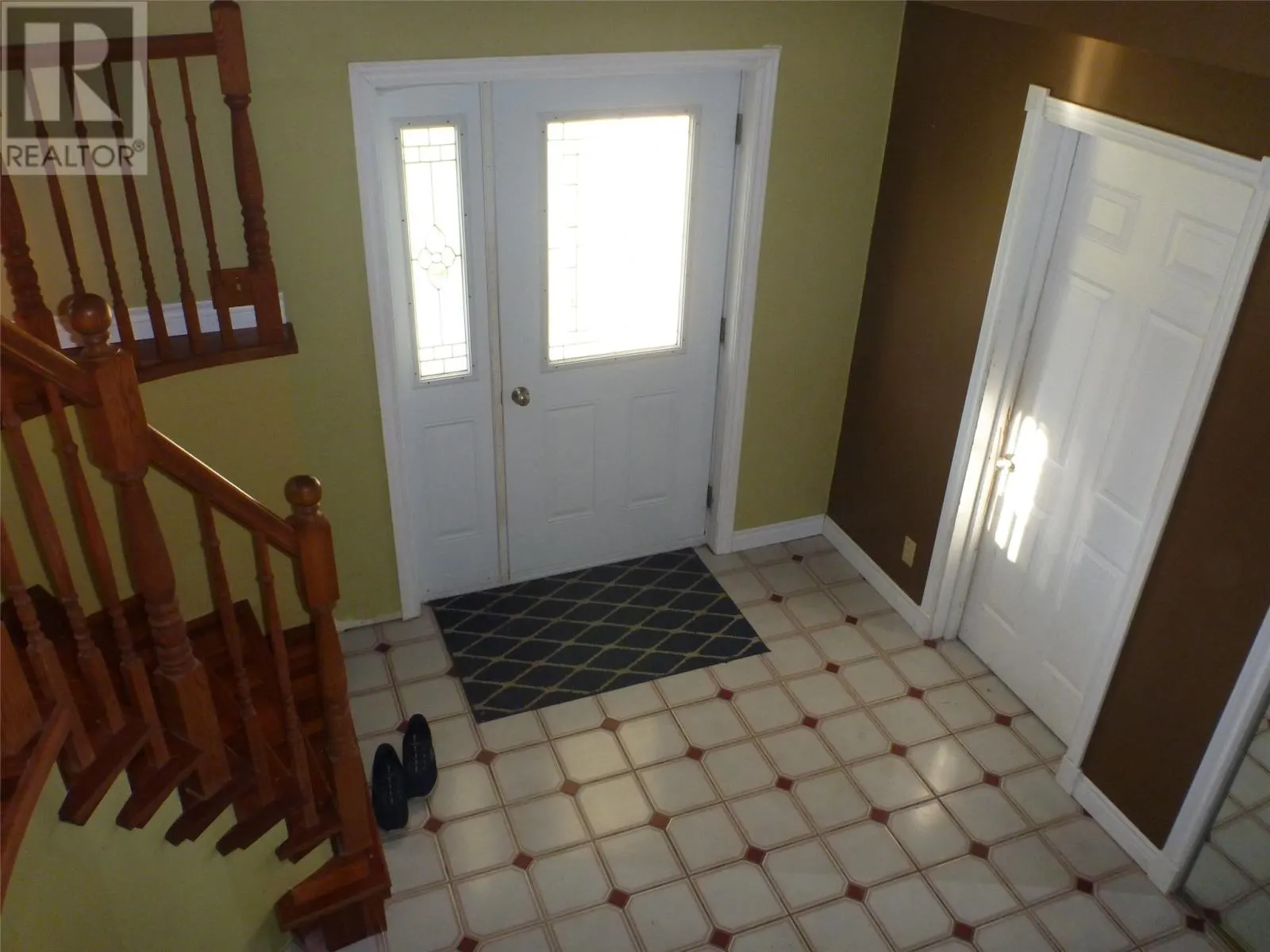 11 High Birchy Crescent
