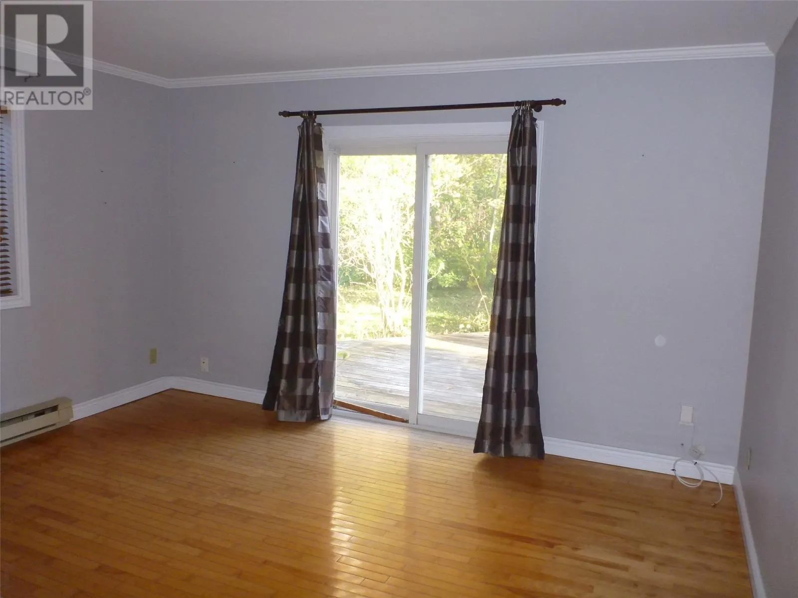 11 High Birchy Crescent