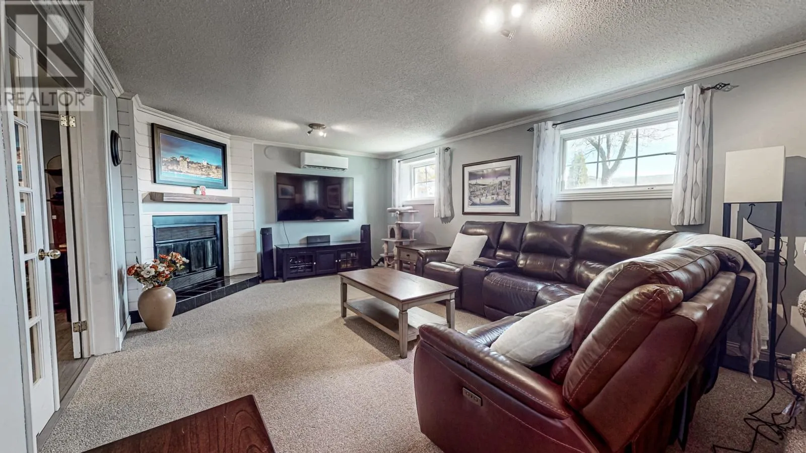 30 Mansfield Crest