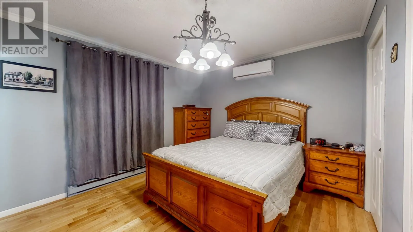 30 Mansfield Crest