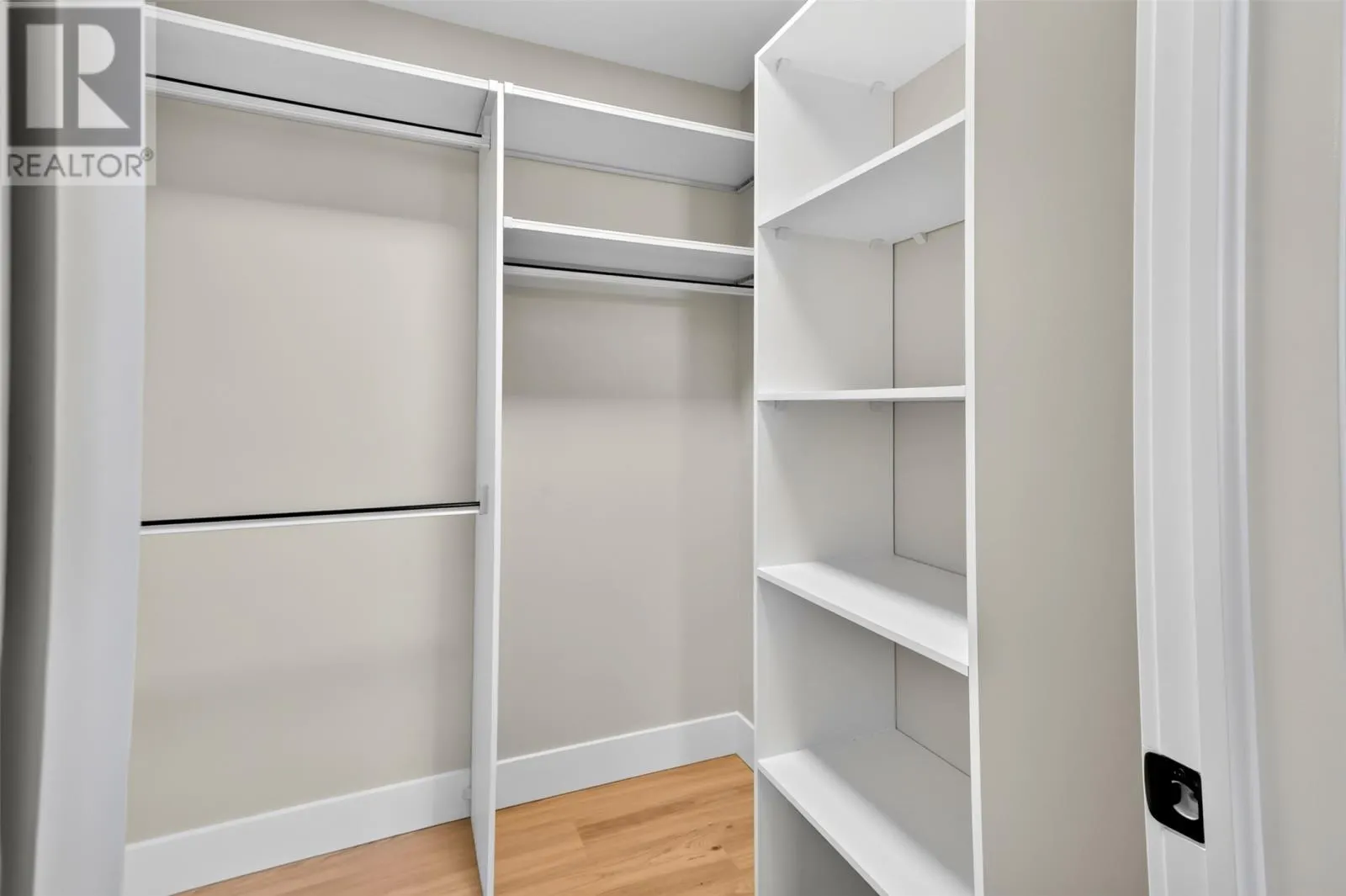 26 Fencer Place