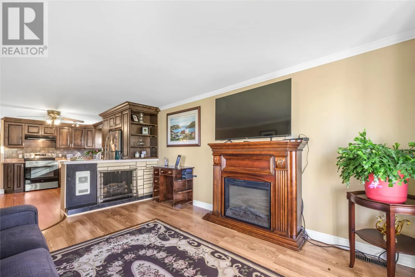 48 Maple Drive