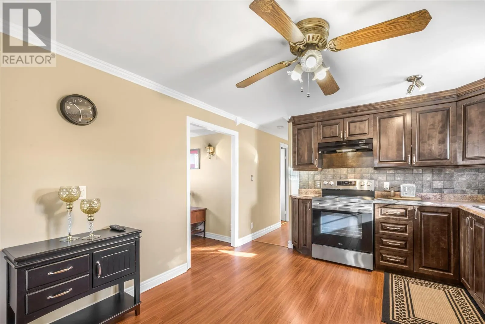 48 Maple Drive