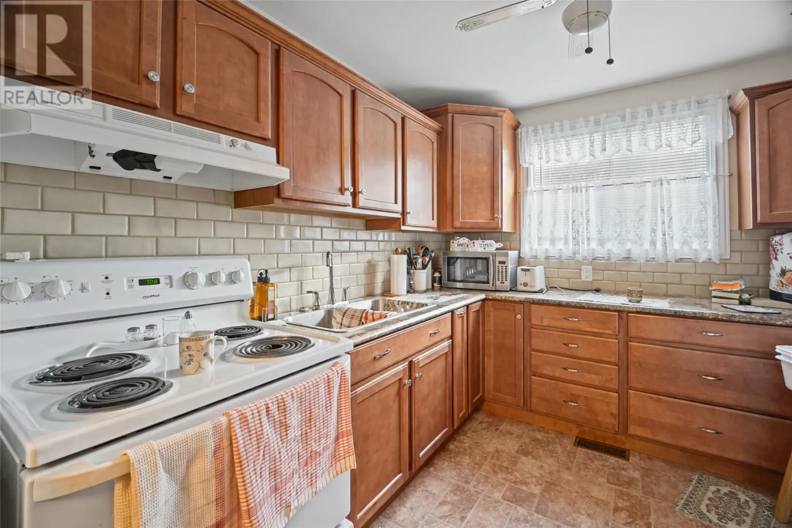 8 Tunis Court