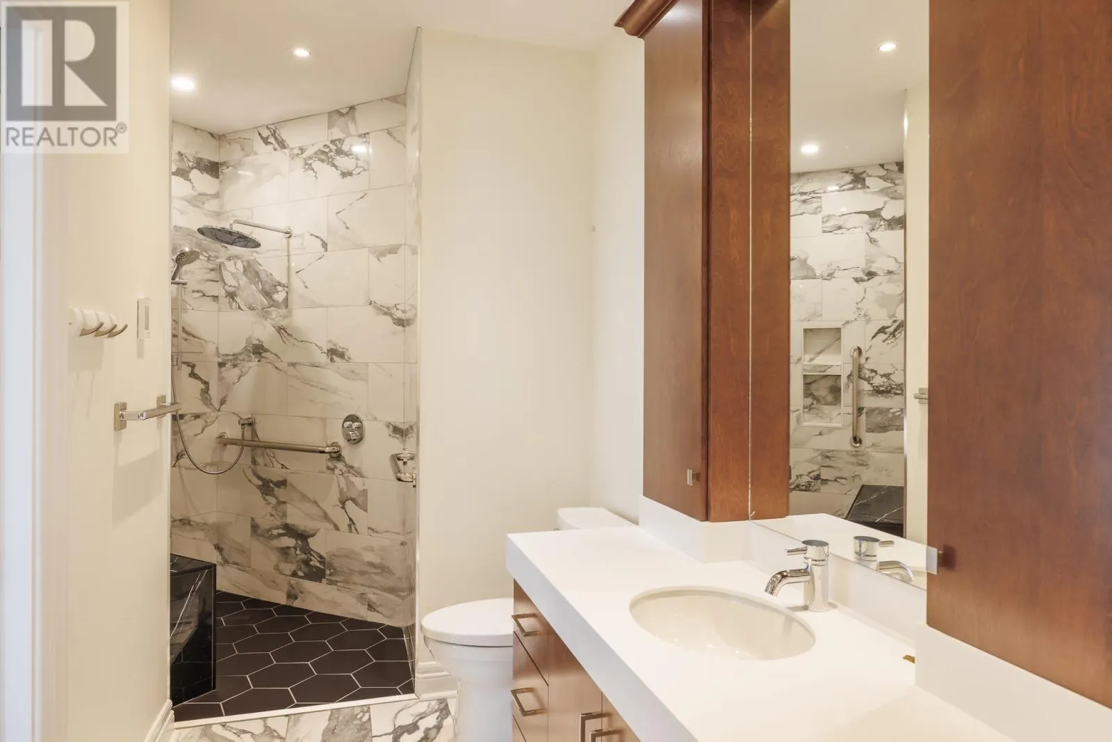 25 Bonaventure Avenue Unit#306 #306