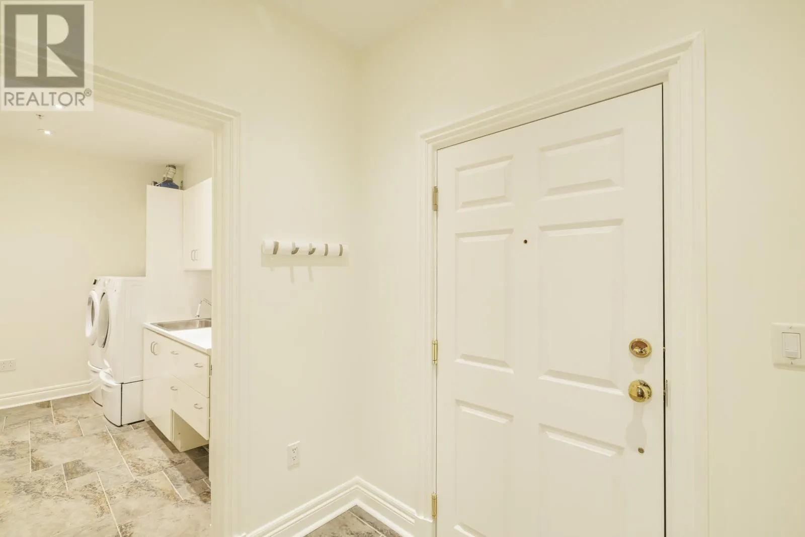 25 Bonaventure Avenue Unit#306 #306