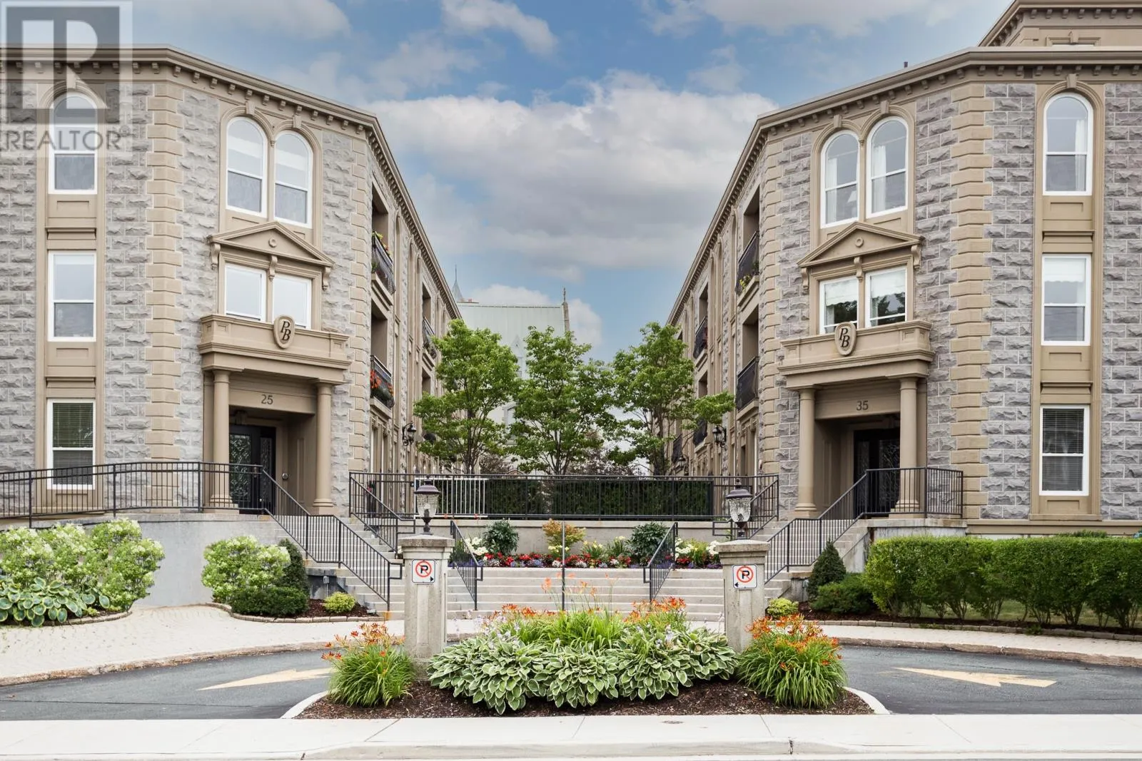 25 Bonaventure Avenue Unit#306 #306