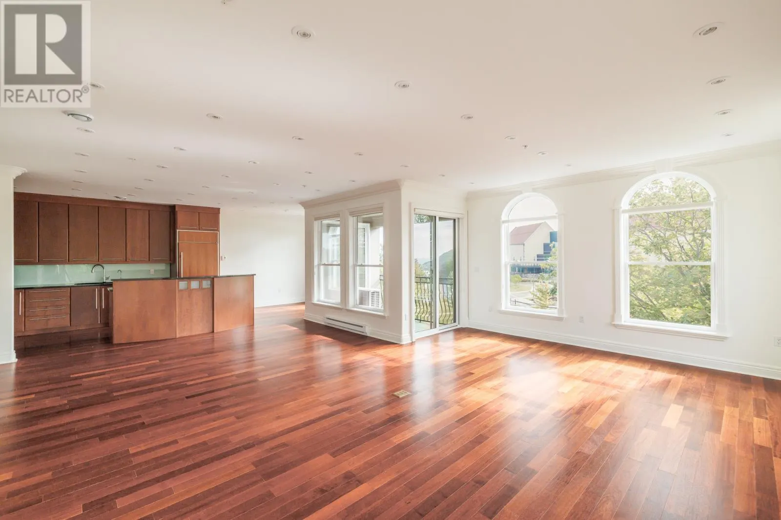 25 Bonaventure Avenue Unit#306 #306