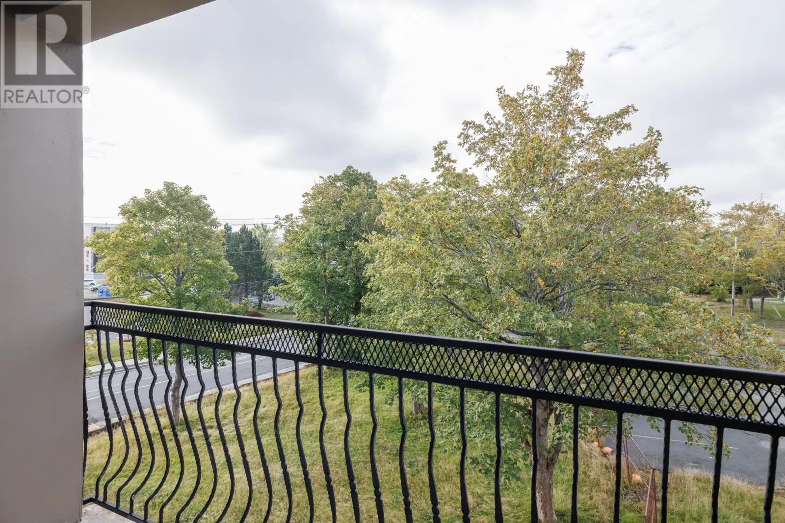 25 Bonaventure Avenue Unit#306 #306