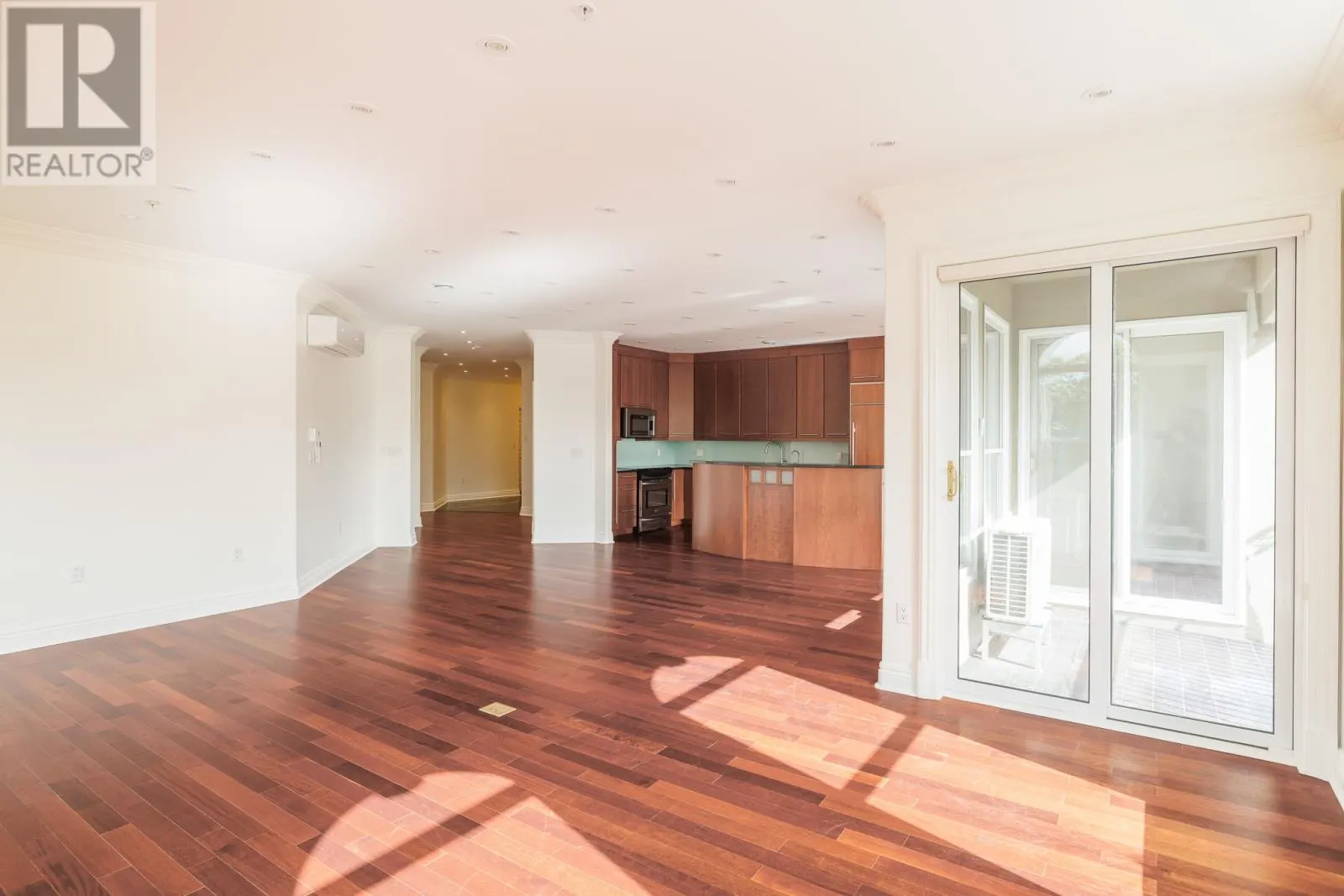 25 Bonaventure Avenue Unit#306 #306