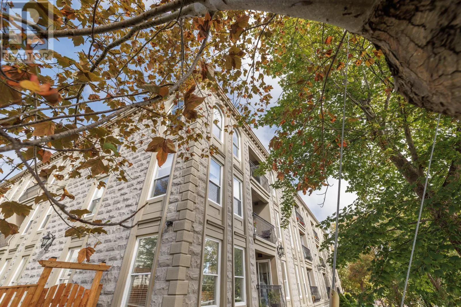 25 Bonaventure Avenue Unit#306 #306