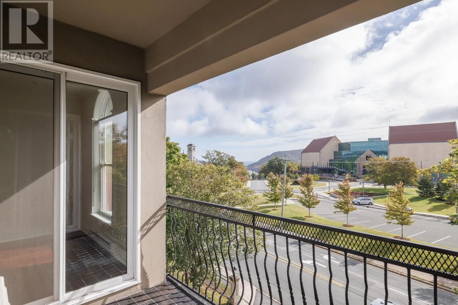 25 Bonaventure Avenue Unit#306 #306