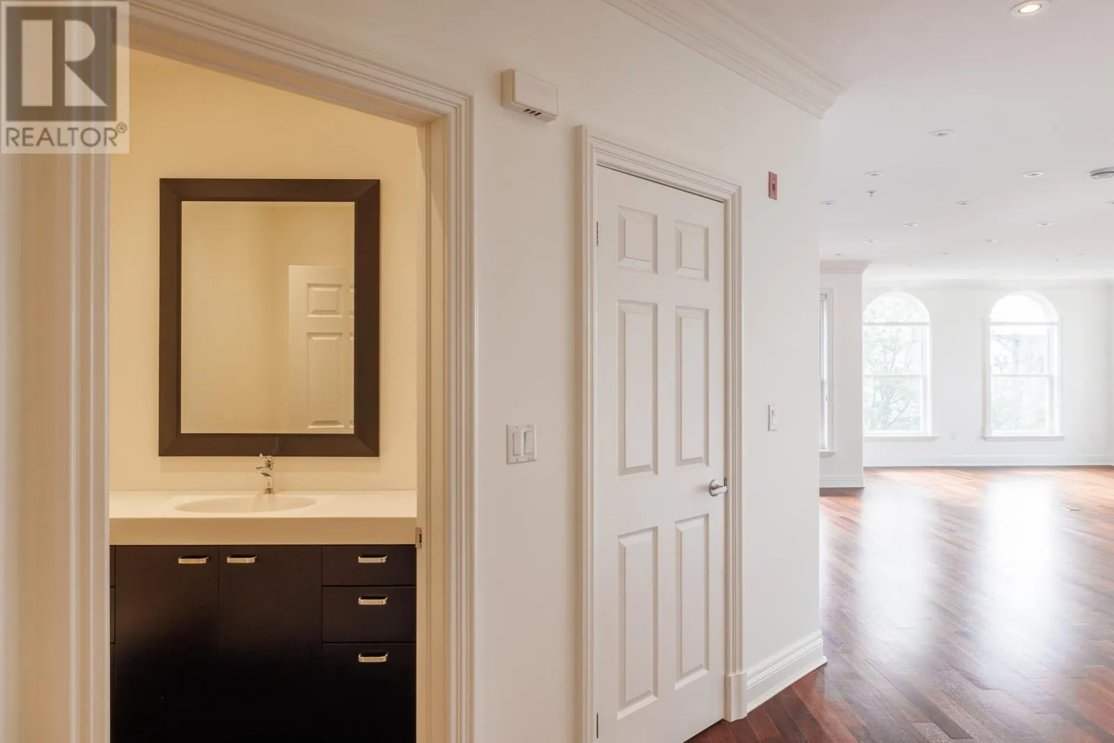 25 Bonaventure Avenue Unit#306 #306