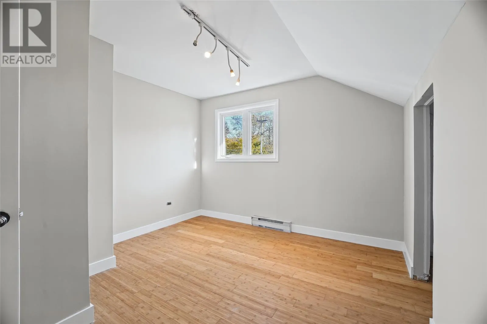47 Craigmillar Avenue