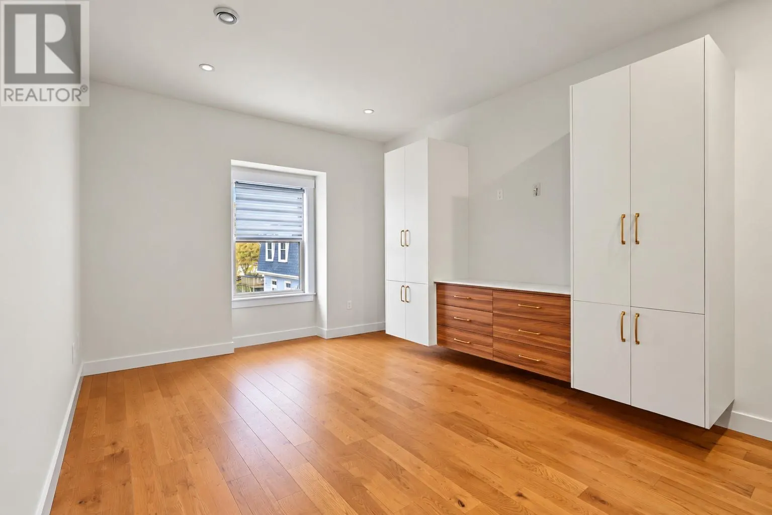 181 HAMILTON Avenue Unit#404 #404