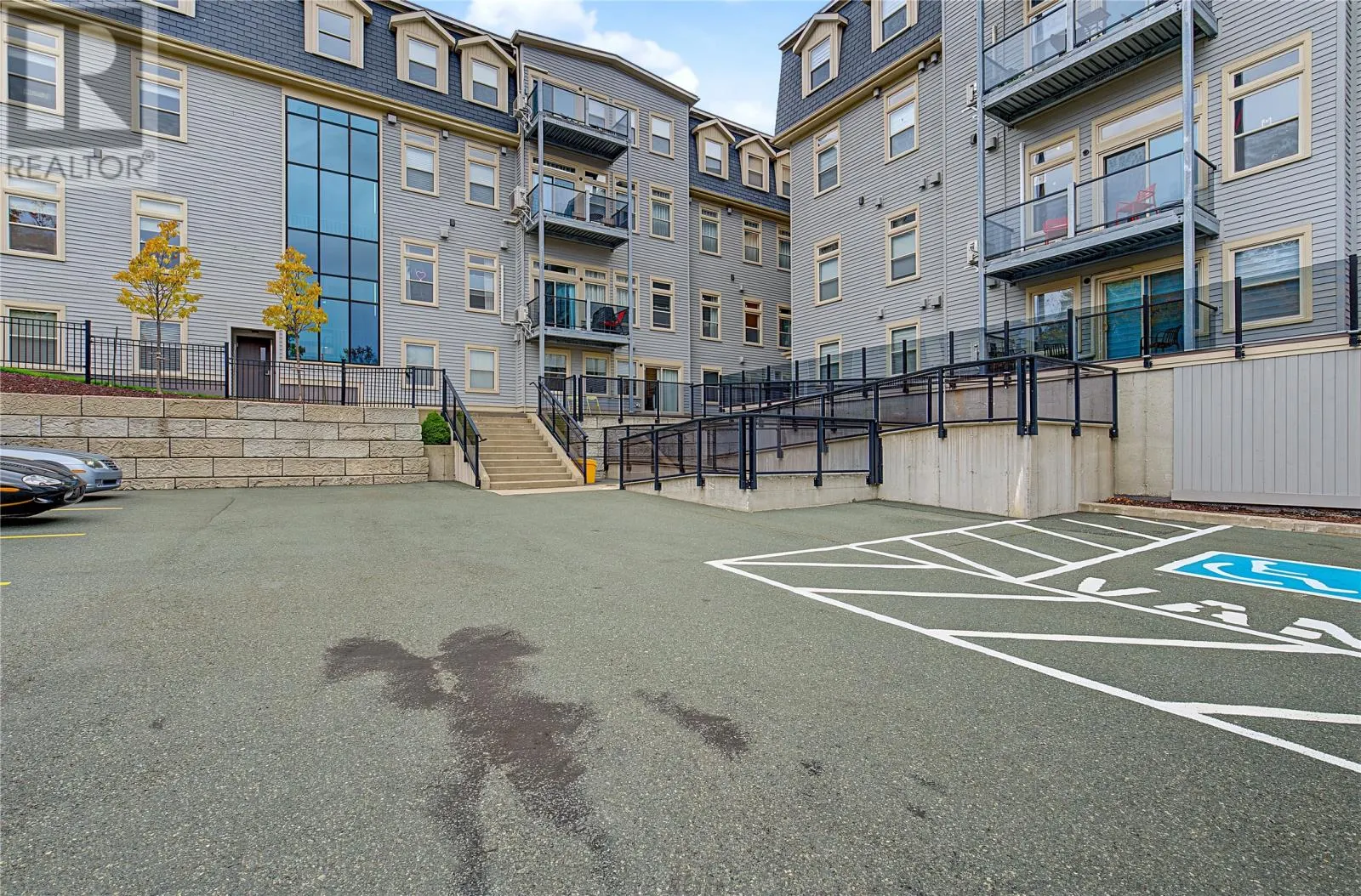 181 HAMILTON Avenue Unit#404 #404