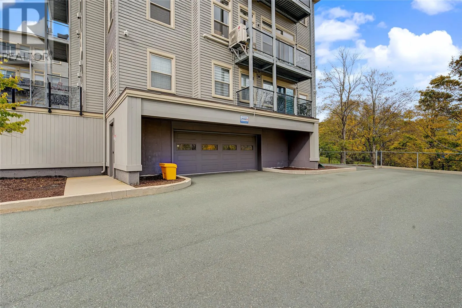 181 HAMILTON Avenue Unit#404 #404