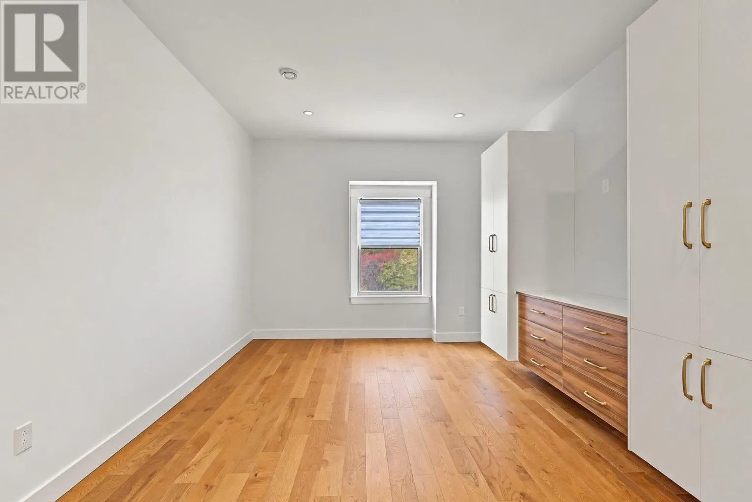 181 HAMILTON Avenue Unit#404 #404
