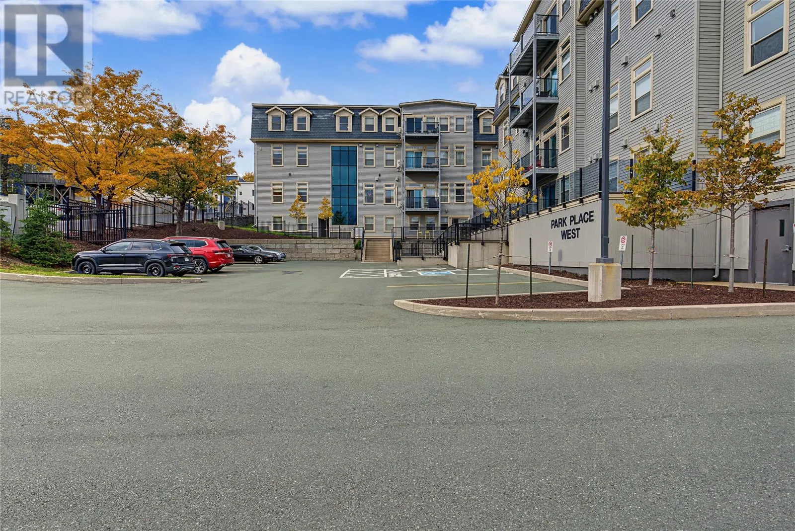 181 HAMILTON Avenue Unit#404 #404