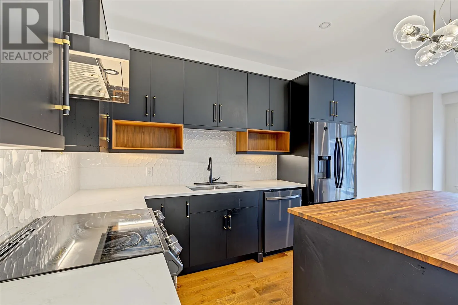 181 HAMILTON Avenue Unit#404 #404