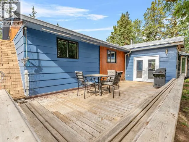507 DEZADEASH ROAD