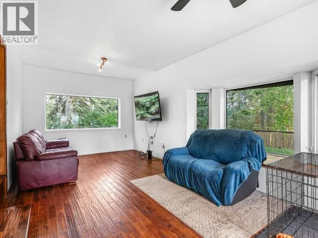 507 DEZADEASH ROAD