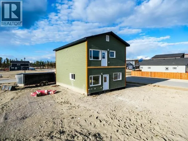 4 FLORA AVENUE