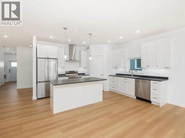 36 WYVERN AVENUE