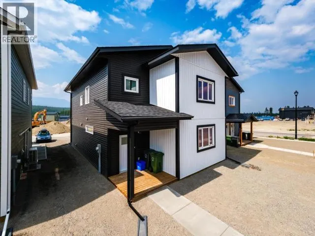 36 WYVERN AVENUE