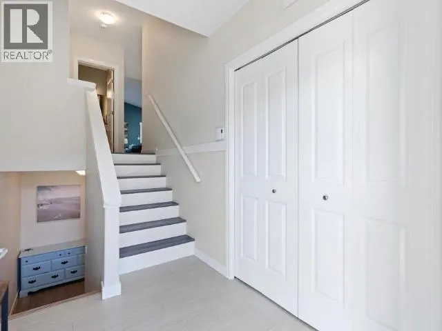70 ISKOOT CRESCENT