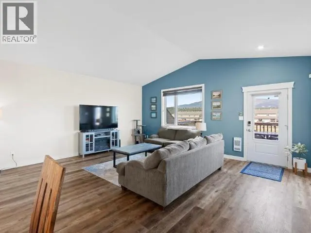 70 ISKOOT CRESCENT