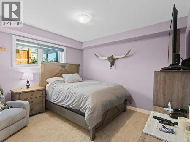 70 ISKOOT CRESCENT
