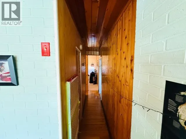 27-833 RANGE ROAD