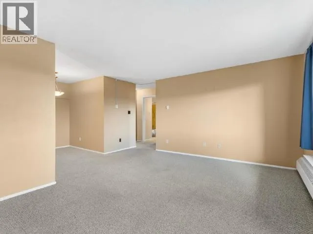 306-19 SUMMIT ROAD