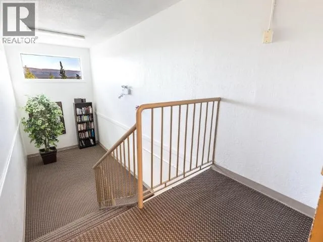 306-19 SUMMIT ROAD