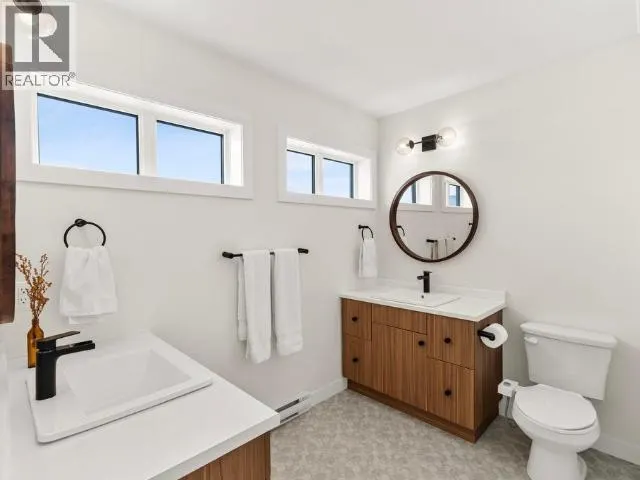 127 SYBIL CIRCLE