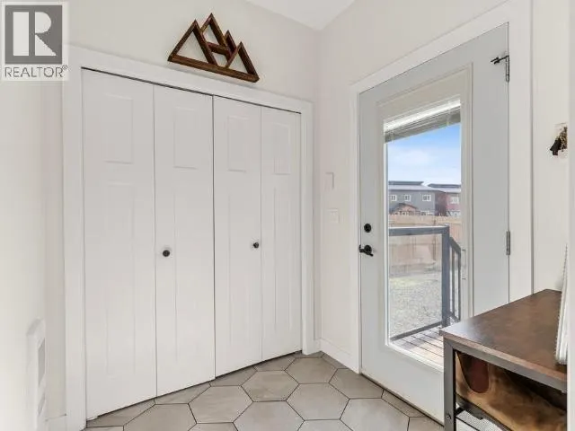 127 SYBIL CIRCLE