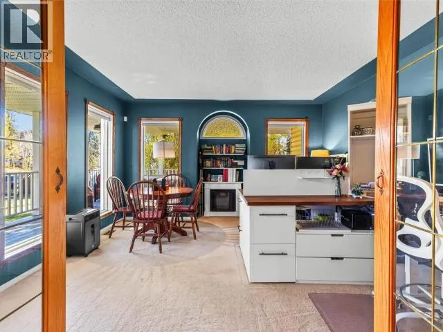 46 BOXWOOD CRESCENT