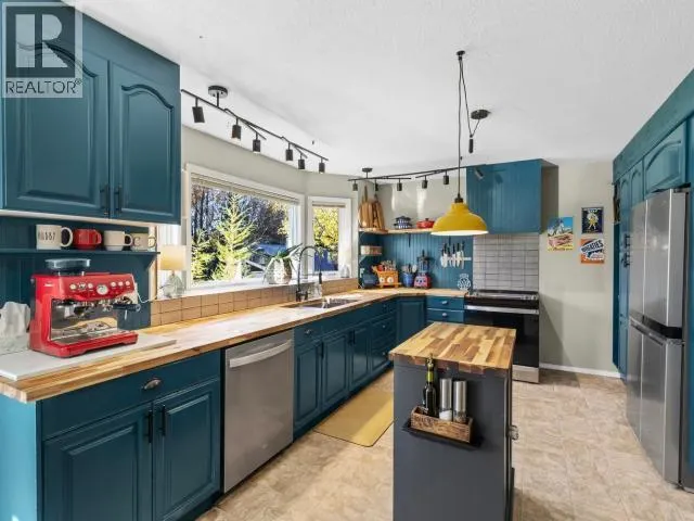 46 BOXWOOD CRESCENT